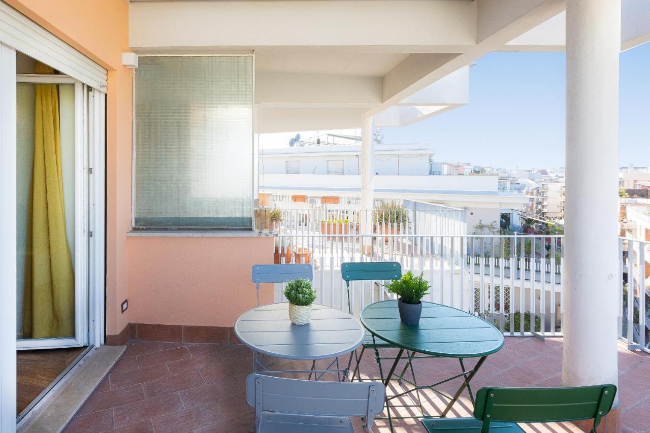 Aurelia Sunset Penthouse By In Appartamento Roma